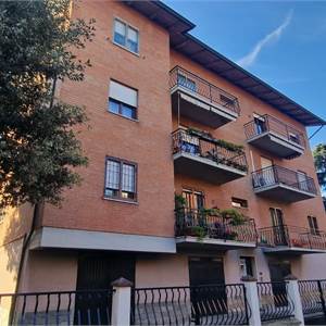 4 o più locali In Vendita a Modena